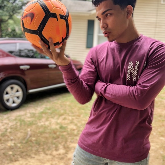 Meet your Posher, Edwin - Picture 2 of 2